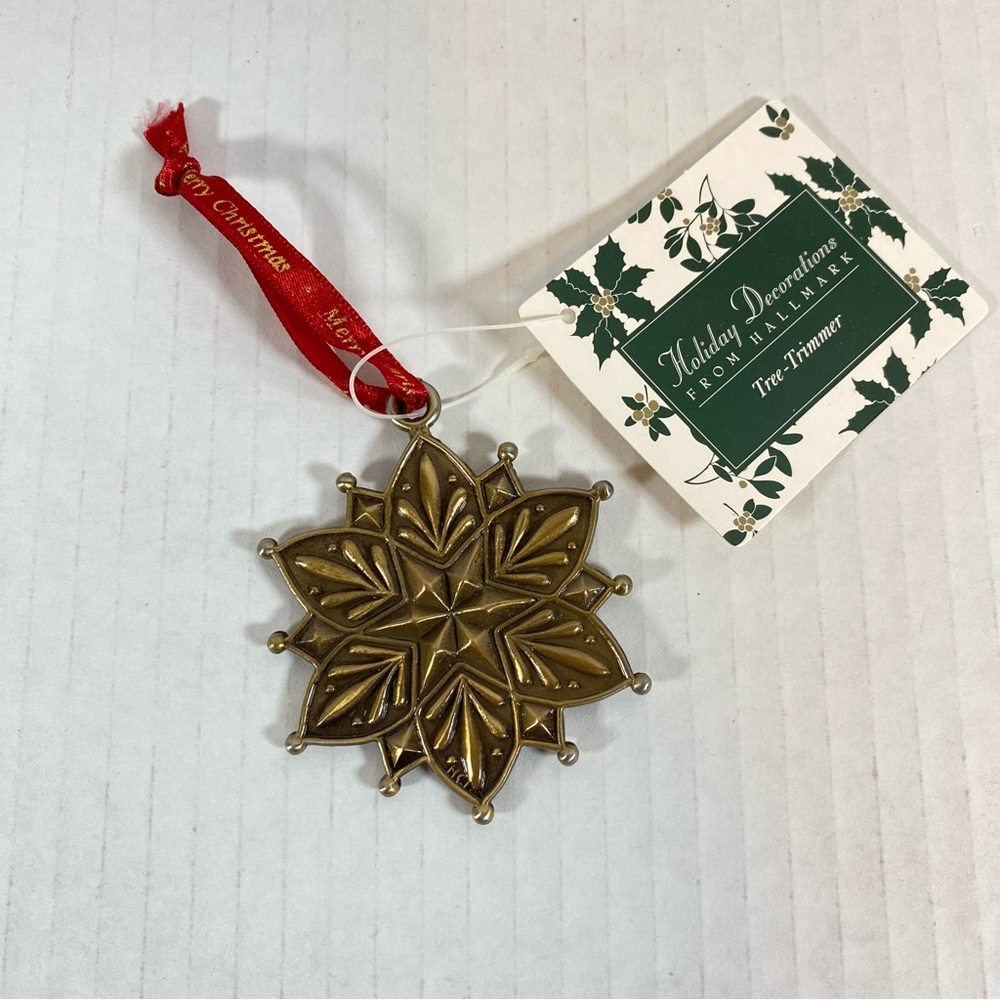 Snowflake Holiday Decorations From Hallmark Tree-Trimmer Christmas Ornament